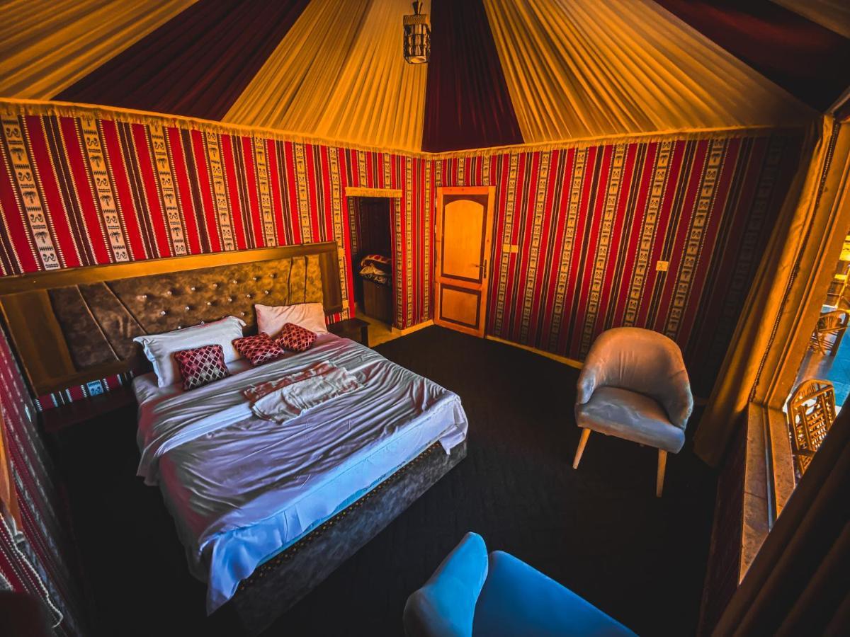 Rum Paradise Luxuri Camp วาดิรัม ภายนอก รูปภาพ